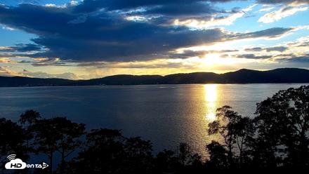 Hudson River Live Webcam - Aug 25, 2026, 7:09pm EDT