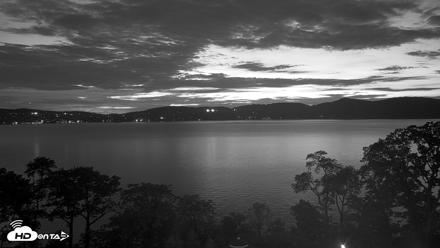 Hudson River Live Webcam - Oct 1, 2026, 7:11pm EDT