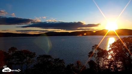 Hudson River Live Webcam - Aug 3, 2026, 7:46pm EDT