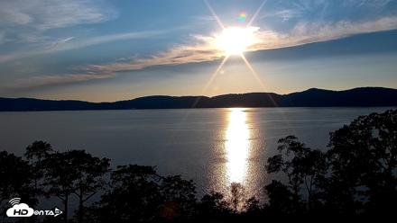 Hudson River Live Webcam - Aug 28, 2026, 6:39pm EDT