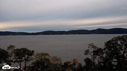 Hudson River Live Webcam - Oct 17, 2026, 8:00am EDT