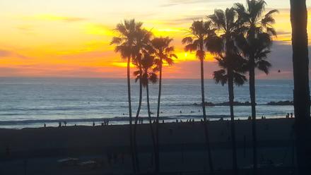 Venice Beach Live Surf Cam - Feb 26, 2026, 5:52pm PST
