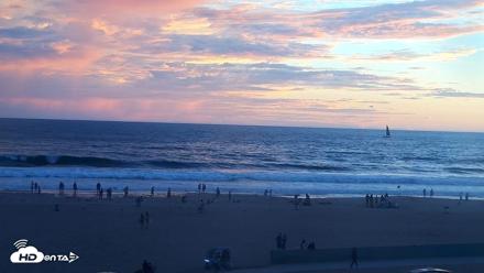Venice Beach Live Surf Cam - Sep 7, 2026, 7:16pm PDT