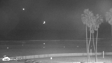 Venice Beach Live Surf Cam - Sep 13, 2026, 8:11pm PDT
