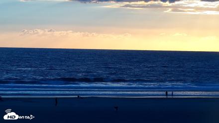 Venice Beach Roaming Live Surf Cam - Oct 23, 2026, 5:39pm PDT