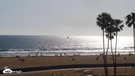 Venice Beach Live Surf Cam - Apr 19, 2026, 4:44pm PDT