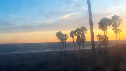 Venice Beach Live Surf Cam - Jul 26, 2025, 7:43pm PDT