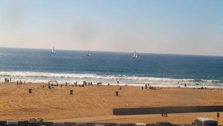 Venice Beach Live Surf Cam - Oct 12, 2025, 2:05pm PDT
