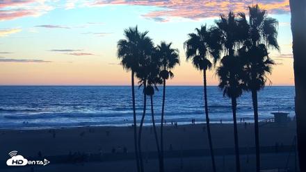 Venice Beach Live Surf Cam - Sep 7, 2026, 7:18pm PDT