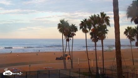 Venice Beach Live Surf Cam - Sep 8, 2026, 7:09am PDT