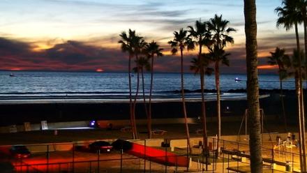 Venice Beach Live Surf Cam - Nov 26, 2025, 5:27pm PST