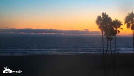 Venice Beach Live Surf Cam - Aug 13, 2026, 8:14pm PDT
