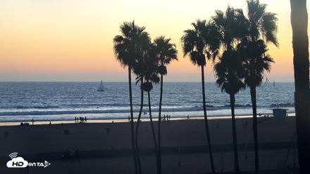 Venice Beach Live Surf Cam - Sep 11, 2026, 7:17pm PDT