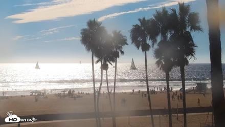Venice Beach Live Surf Cam - Sep 5, 2026, 4:35pm PDT