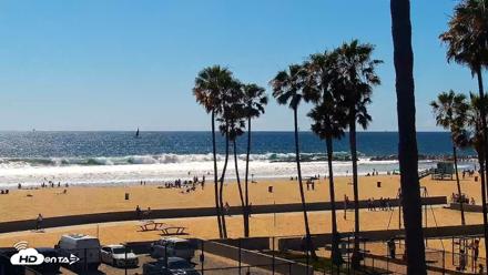 Venice Beach Live Surf Cam - Apr 11, 2026, 2:57pm PDT