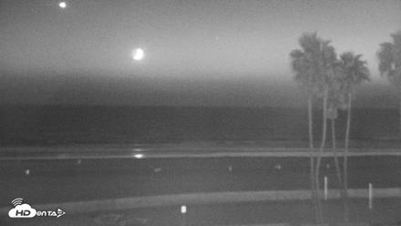 Venice Beach Live Surf Cam - Sep 13, 2026, 8:00pm PDT