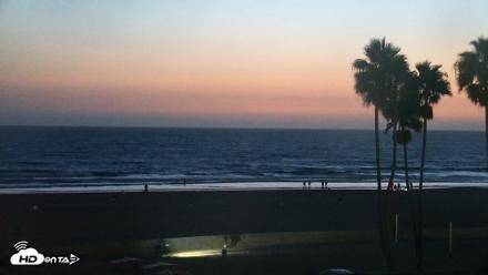 Venice Beach Live Surf Cam - Sep 12, 2026, 7:42pm PDT