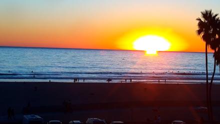 Venice Beach Live Surf Cam - Oct 29, 2025, 6:04pm PDT