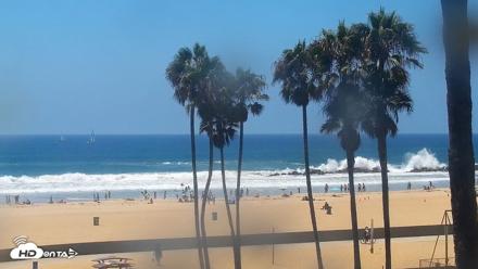 Venice Beach Live Surf Cam - Jul 28, 2026, 1:32pm PDT