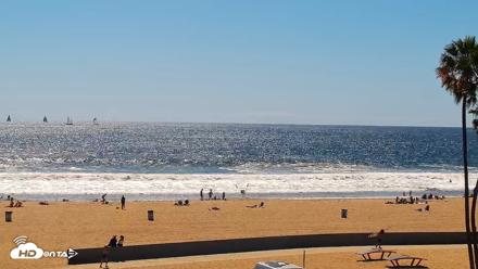 Venice Beach Live Surf Cam - Apr 11, 2026, 3:02pm PDT