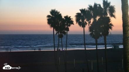 Venice Beach Live Surf Cam - Sep 12, 2026, 7:41pm PDT