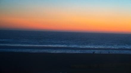 Venice Beach Live Surf Cam - Mar 11, 2026, 7:30pm PDT