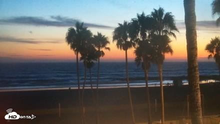 Venice Beach Live Surf Cam - Aug 16, 2026, 8:18pm PDT