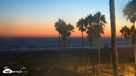 Venice Beach Live Surf Cam - Aug 24, 2026, 8:07pm PDT