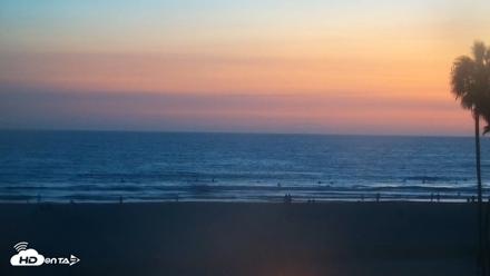 Venice Beach Live Surf Cam - Aug 21, 2026, 8:02pm PDT
