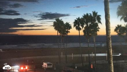 Venice Beach Live Surf Cam - Sep 7, 2026, 8:00pm PDT