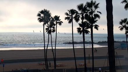 Venice Beach Live Surf Cam - Jan 20, 2026, 4:04pm PST