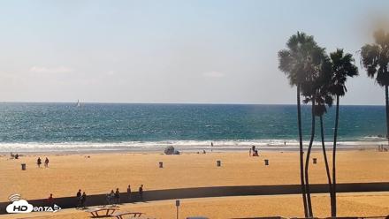 Venice Beach Roaming Live Surf Cam - Sep 22, 2026, 2:14pm PDT
