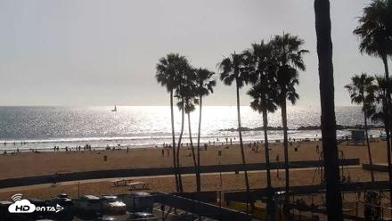 Venice Beach Live Surf Cam - Apr 19, 2026, 4:45pm PDT