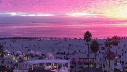 Hotel Del Coronado North Roaming Live Cam - Dec 29, 2025, 5:05pm PST