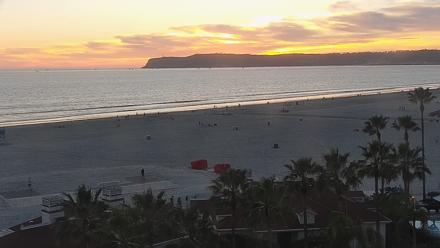 Hotel Del Coronado North Roaming Live Cam - Mar 1, 2026, 5:46pm PST