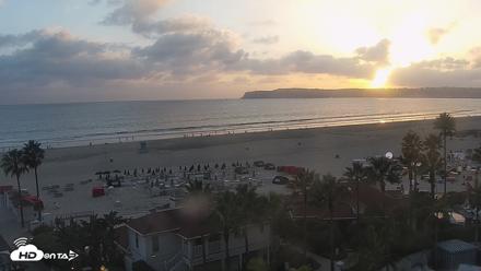 Hotel Del Coronado North Roaming Live Cam - Sep 16, 2026, 6:41pm PDT