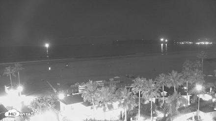 Hotel Del Coronado North Roaming Live Cam - Apr 29, 2026, 11:56pm PDT