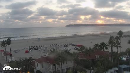 Hotel Del Coronado North Roaming Live Cam - Sep 22, 2026, 6:42pm PDT
