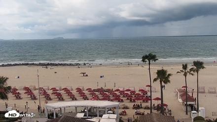 Hotel Del Coronado North Roaming Live Cam - Apr 12, 2026, 11:47am PDT