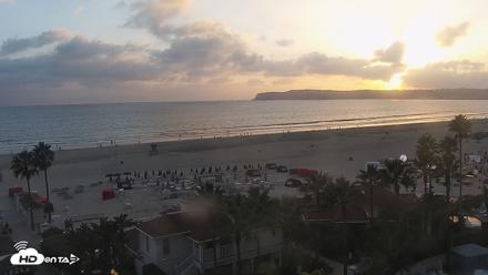 Hotel Del Coronado North Roaming Live Cam - Sep 16, 2026, 6:37pm PDT