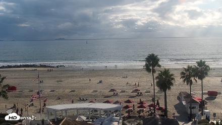 Hotel Del Coronado North Roaming Live Cam - Oct 23, 2026, 4:22pm PDT