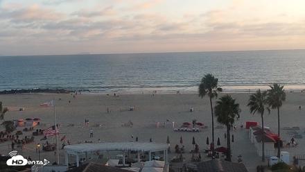 Hotel Del Coronado North Roaming Live Cam - Sep 18, 2026, 6:35pm PDT