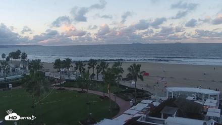 Hotel Del Coronado North Roaming Live Cam - Oct 22, 2026, 7:12am PDT