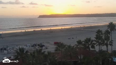 Hotel Del Coronado North Roaming Live Cam - Oct 12, 2026, 6:19pm PDT