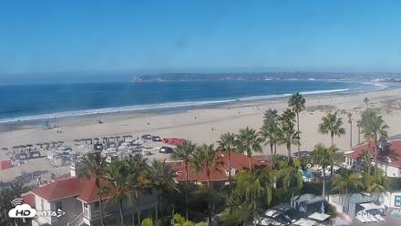 Hotel Del Coronado North Roaming Live Cam - Oct 9, 2026, 9:46am PDT