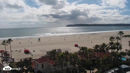 Hotel Del Coronado North Roaming Live Cam - Apr 13, 2026, 4:01pm PDT