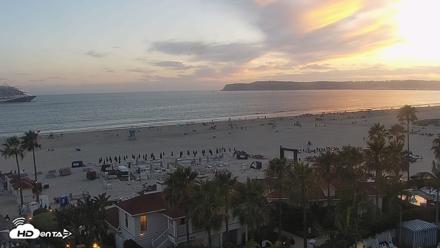 Hotel Del Coronado North Roaming Live Cam - Jul 4, 2026, 8:03pm PDT