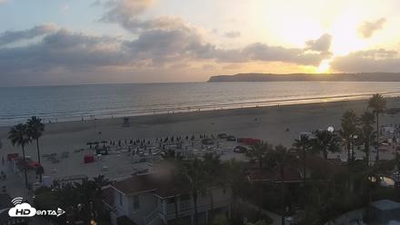 Hotel Del Coronado North Roaming Live Cam - Sep 16, 2026, 6:38pm PDT