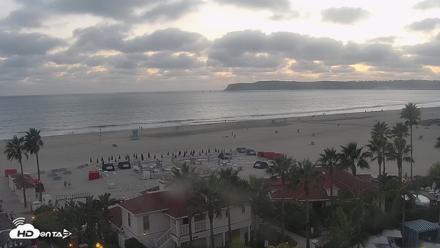 Hotel Del Coronado North Roaming Live Cam - Sep 22, 2026, 6:46pm PDT