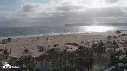 Hotel Del Coronado North Roaming Live Cam - Apr 24, 2026, 5:30pm PDT